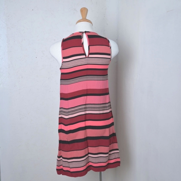 LOFT | Shades of pink & red striped sleevless womens dress - Picture 2 of 12